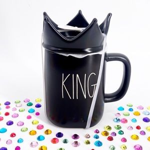NWT RAE DUNN KING MUG